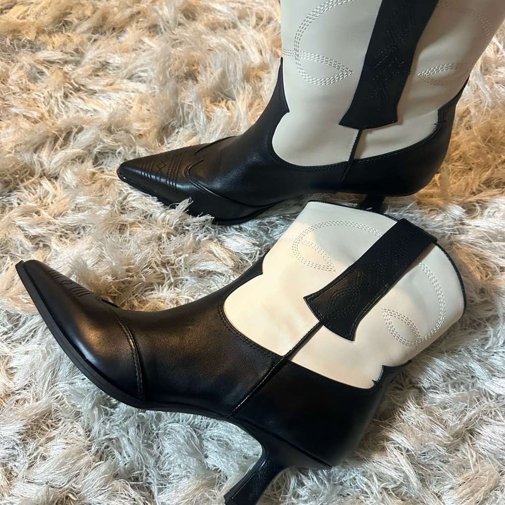Sam Edelman Black and White Pointed-Toe Western Ankle Boots - Picture 3 of 5